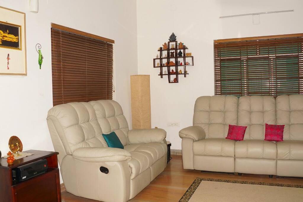 Sowparnika - A Family Home Experience Kochi Exterior photo